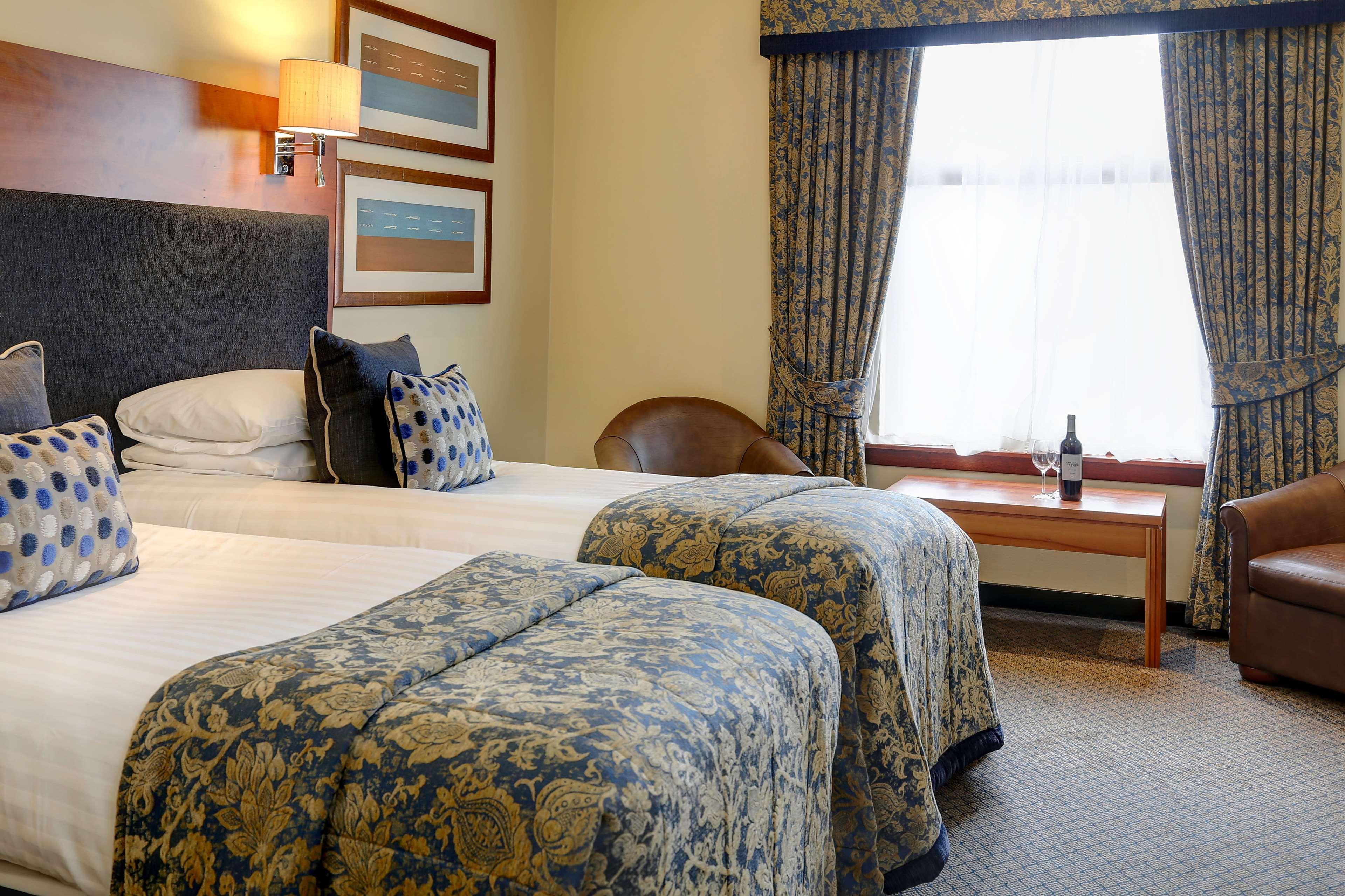 Best Western Garfield House Hotel Chryston Eksteriør bilde